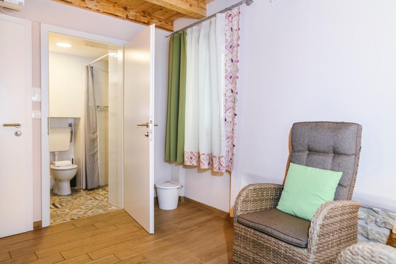 Guesthouse Centrum B&B Izola Eksteriør billede